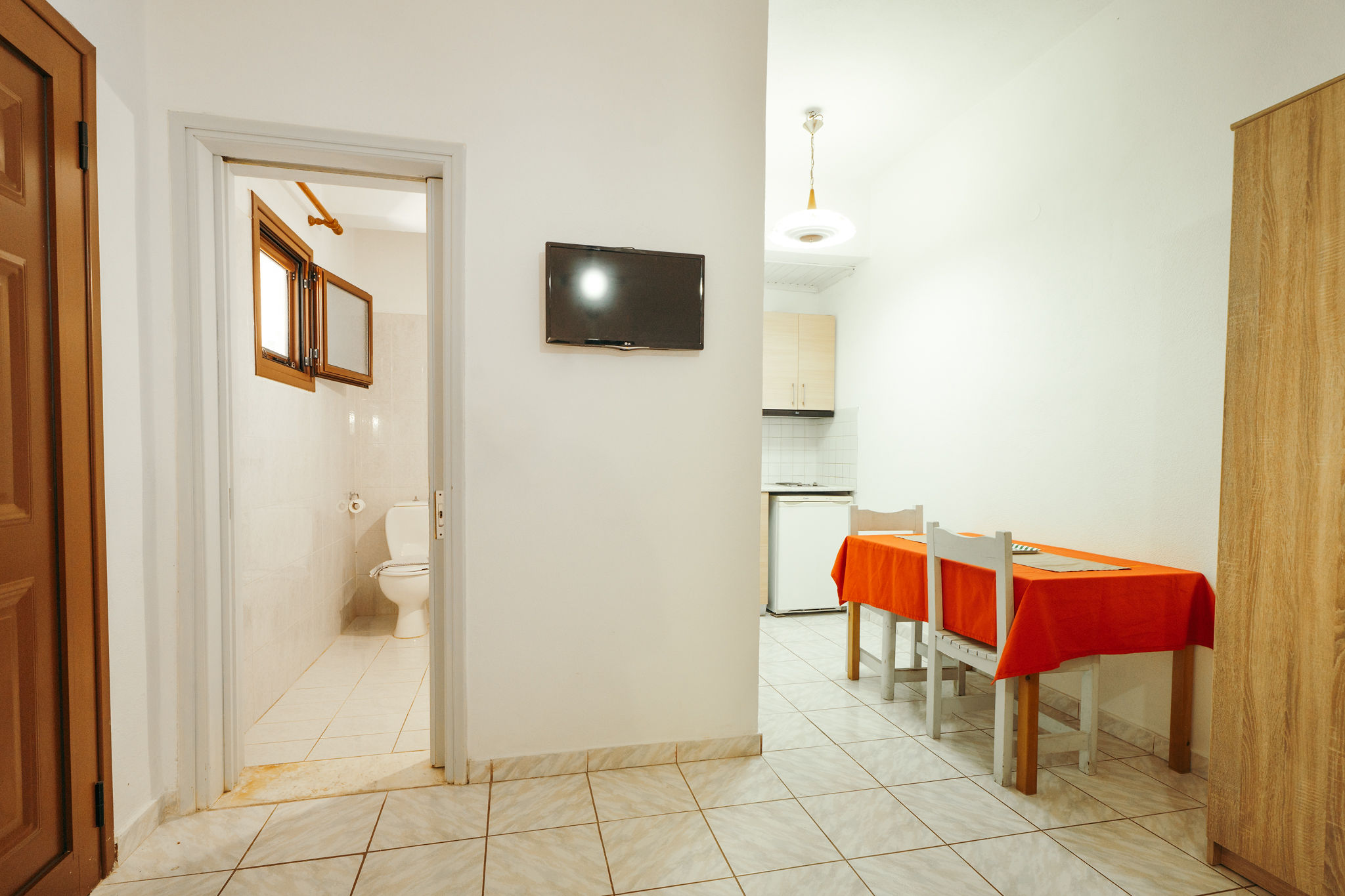 DOUKAS 1 — φωτογραφία 2