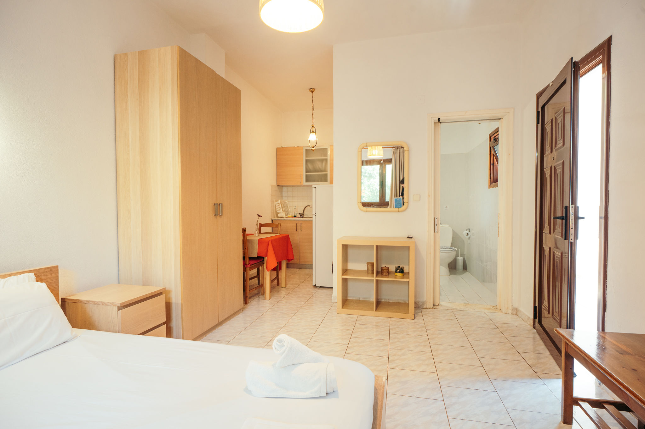 DOUKAS 2 — φωτογραφία 2